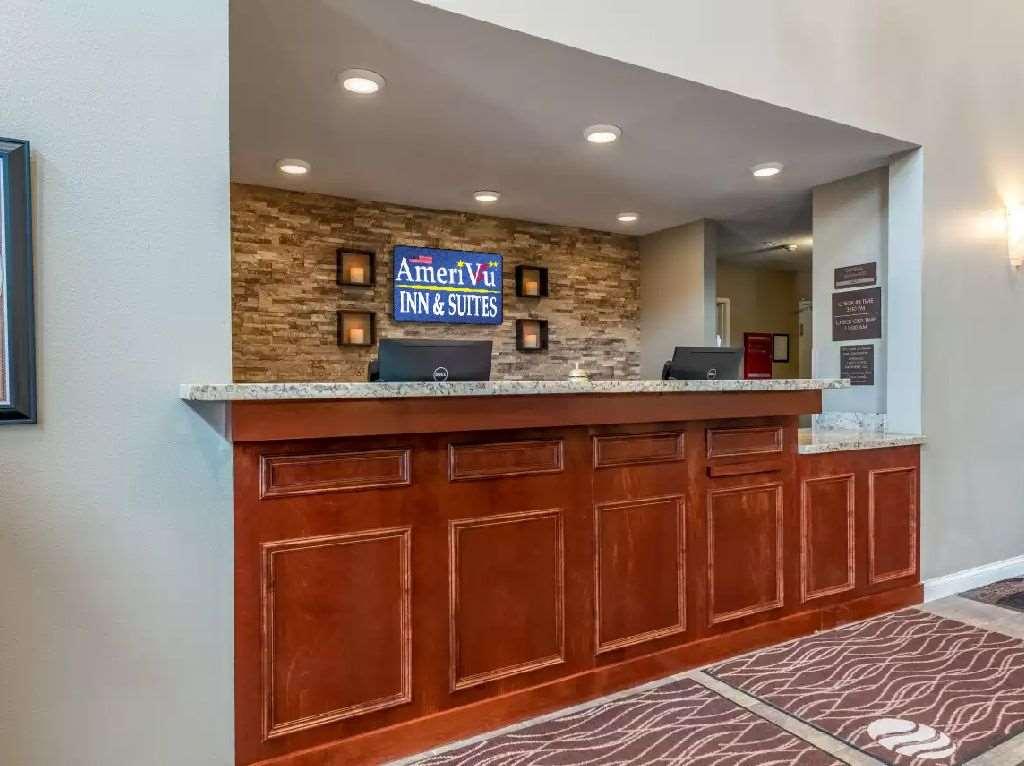 Amerivu Inn And Suites - Chisago City Interior foto